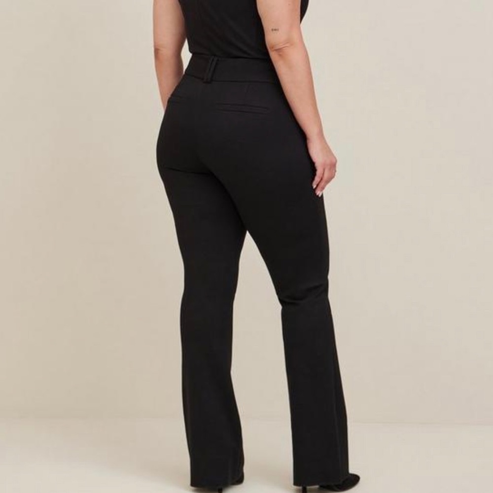 Torrid - black trouser dress pants size 18Short